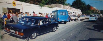 DDR-Flüchtlinge vor der Botschaft der Bundesrepublik Deutschland in Budapest, 8 Nógrádi utca (Juli 1989), Wende Juli 1989